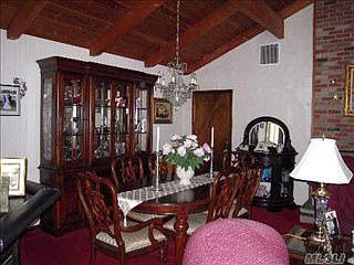 2nd image of 162 Kings Dr