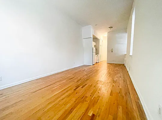 Rented by Cayenne Realty Group | media 3