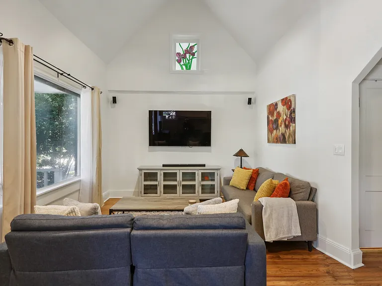 1003 Glenwood Ave SE — Photo 11