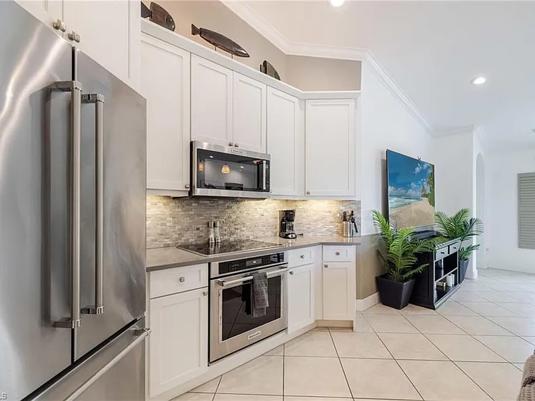 6871 Sterling Greens Dr #202 — Photo 15