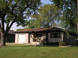 8028 Howard Ave, Munster, IN 46321