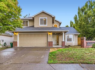 1088 SW 25th St, Troutdale, OR 97060