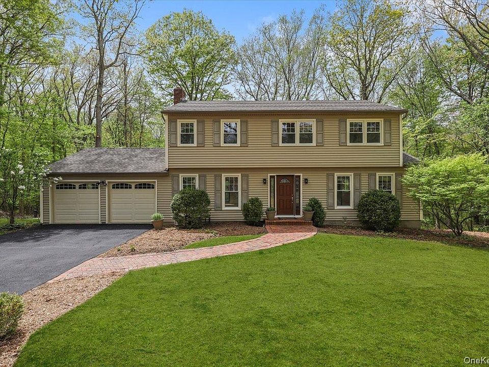 1st image of 10 Silvermine Drive