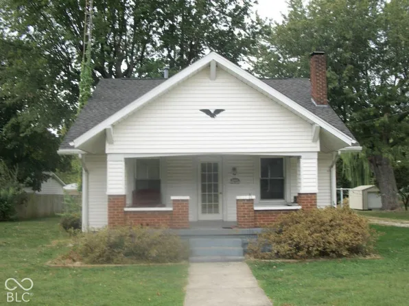 309 E 3rd St, Oaktown, IN 47561