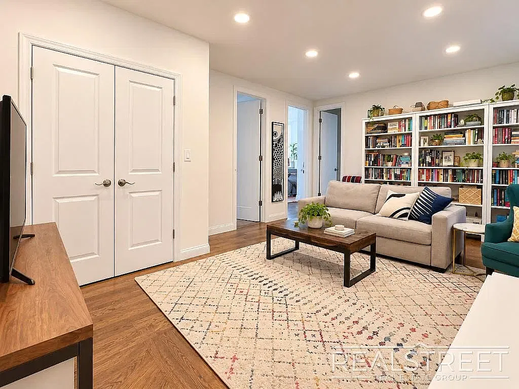 141 Joralemon Street — Photo 4