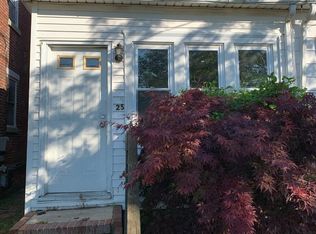 25 Yorke St, Salem, NJ 08079