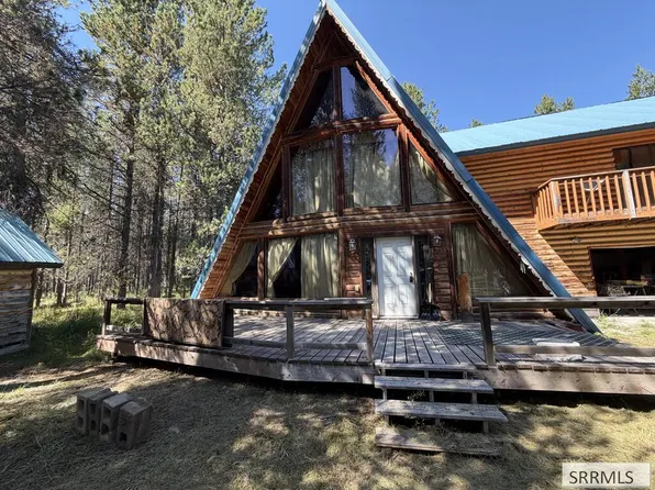 3619 Bills Loop South Rd, Island Park, ID 83429