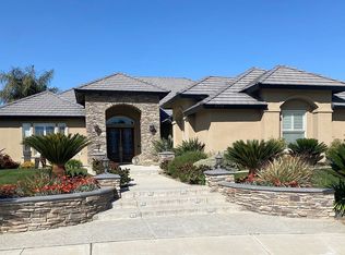9114 Brunello Ct, Bakersfield, CA 93314