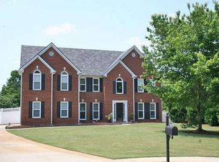 115 Jasmine Ct, Fayetteville, GA 30214