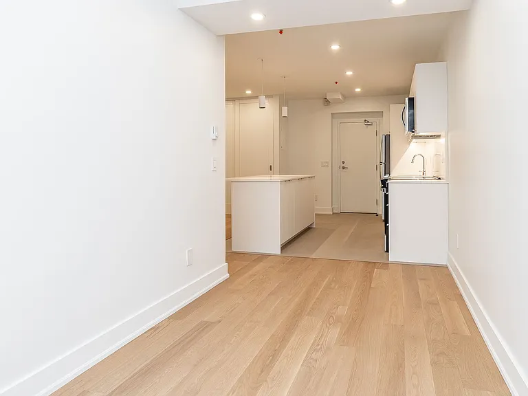 150 Fermanagh Ave #50015A-004A — Photo 6