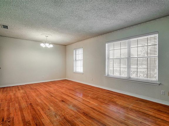 5th image of 4101 Ashville Dr