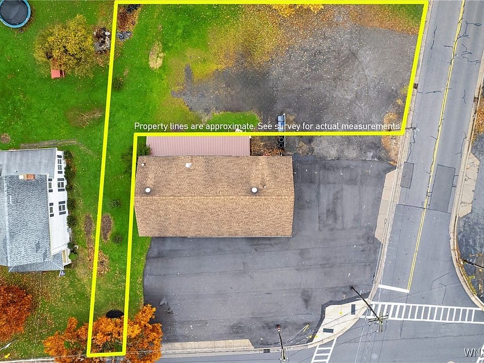 ON ORCHARD PARK BORDERLINE