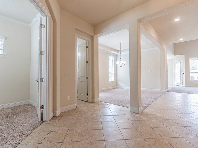 8103 Mystic Chase — Photo 3