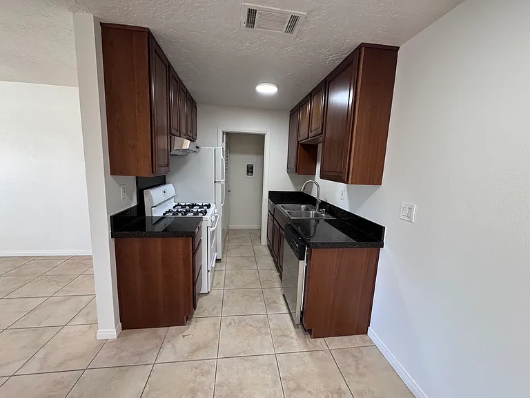 45451 Deep Canyon Rd #2 — Photo 9