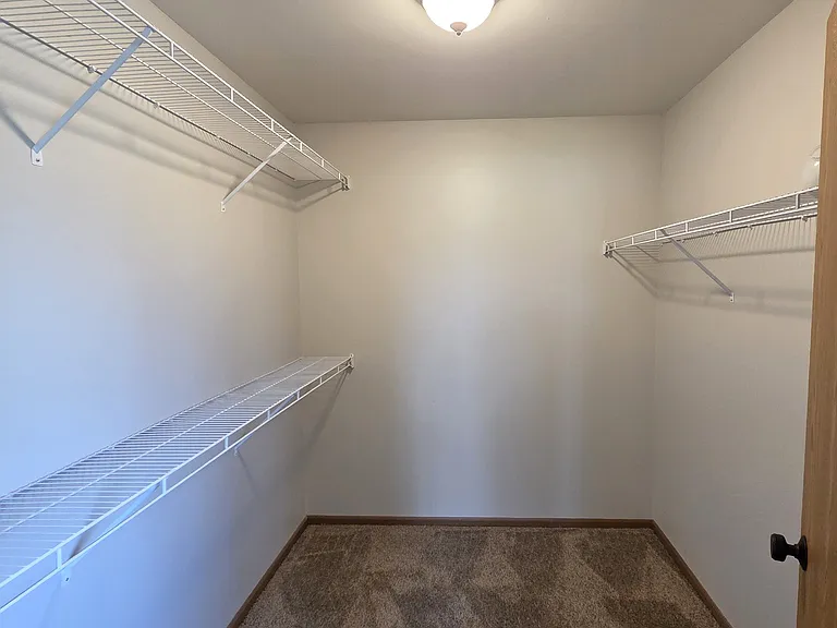 Walk-in_05092026