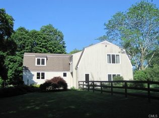62 Mopus Bridge Rd, Ridgefield, CT 06877