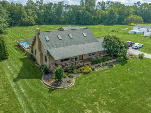 4917 Refugee Rd SW, Hebron, OH 43025