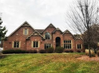 11N630 Muirhead Rd, Elgin, IL 60124