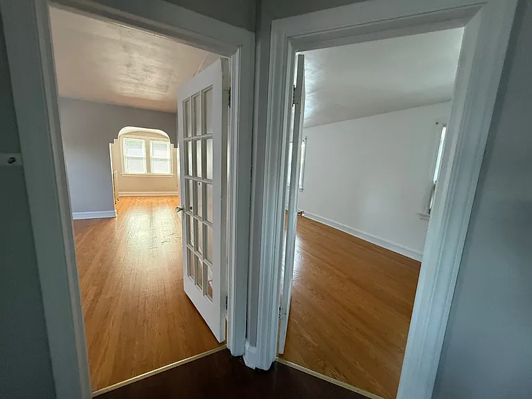 5445 N Lotus Ave — Photo 12