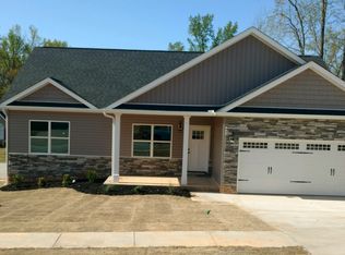 201 Brenleigh Ct, Simpsonville, SC 29680