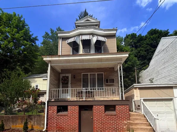 842 Water St, Pottsville, PA 17901