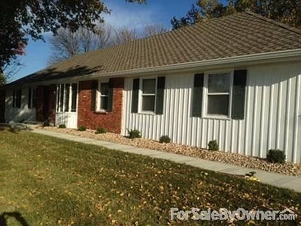 Front Right
						:
						Looking northeast, New sidewalk