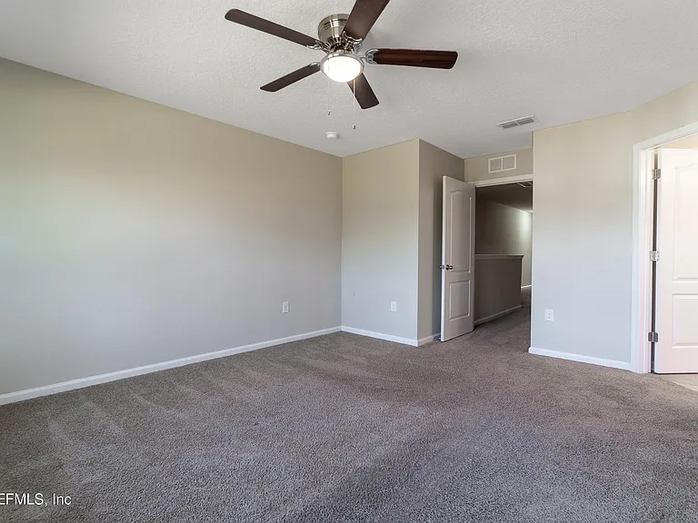 146 Castro Ct — Photo 11