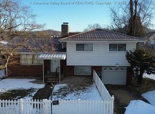 1908 W Virginia Ave, Dunbar, WV 25064