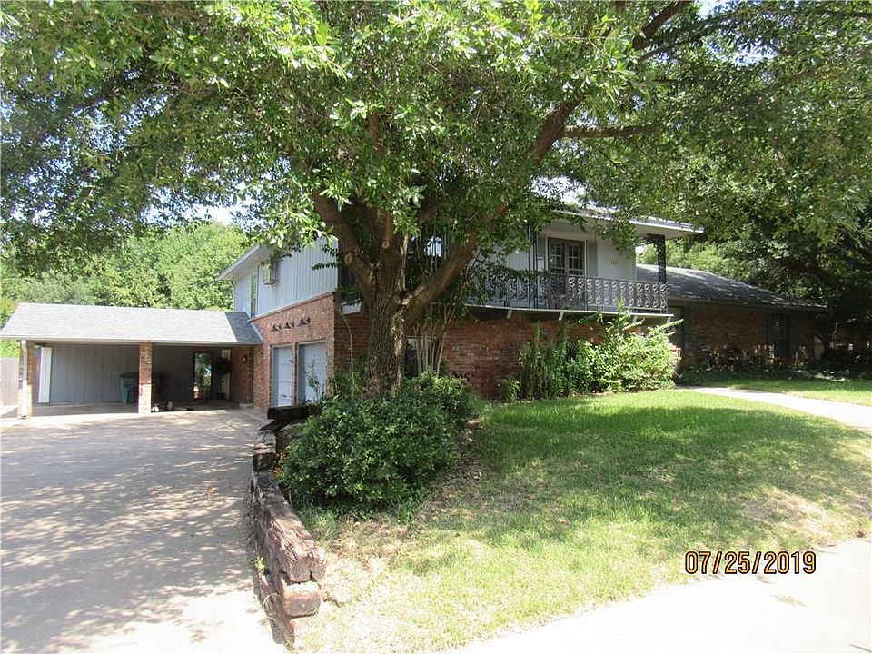 1st image of 1625 Crescent Dr