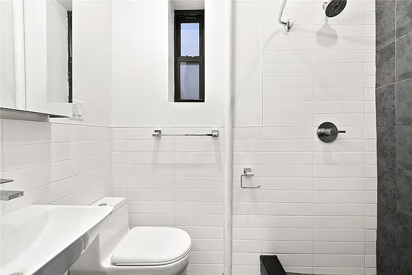 Rented by Maz Group NY | media 5