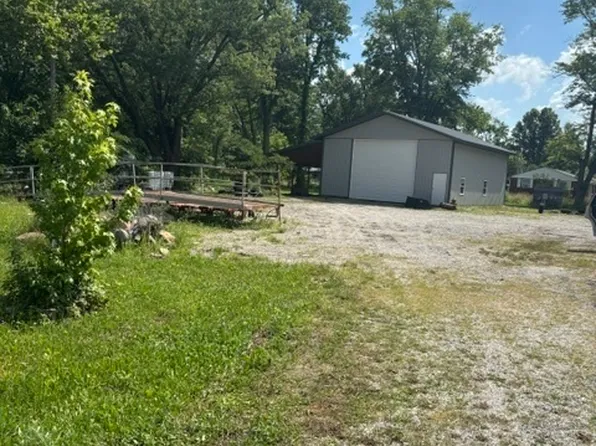 1100 E Us Highway 50, North Vernon, IN 47265