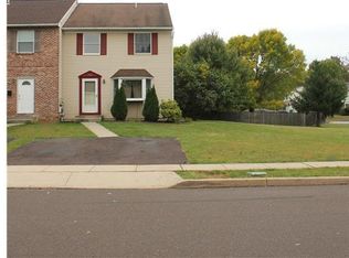 1201 Needham Cir, Hatfield, PA 19440