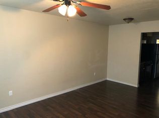 1329 Coffee St, Pampa, TX 79065