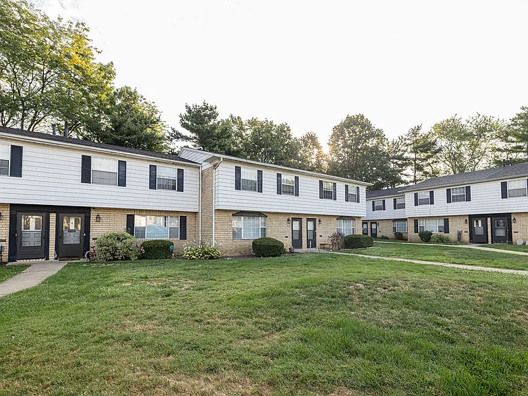 Cambridge Court Townhomes