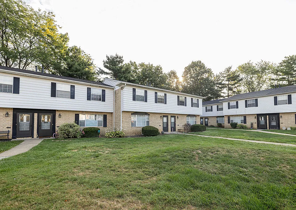 Cambridge Court Townhomes