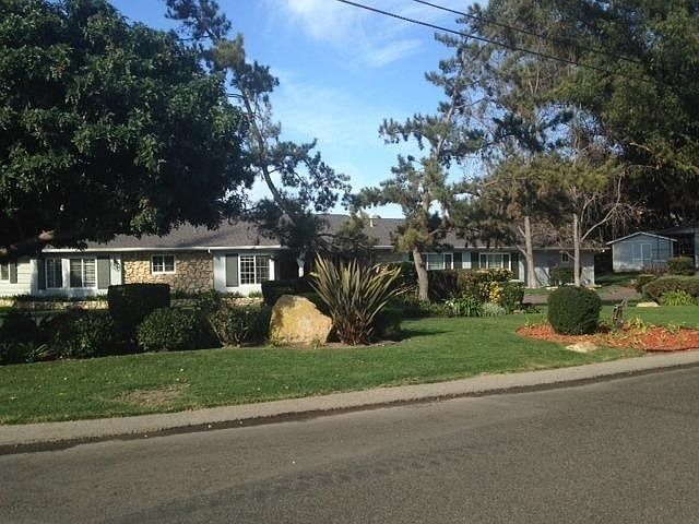 1st image of 681 Calle Arroyo