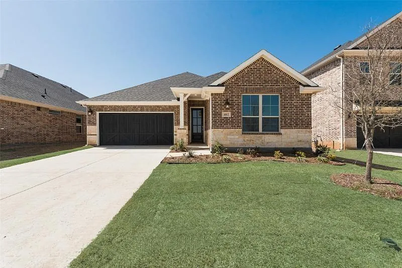 3 bed, 2028 sqft, $2,650 — Photo 1