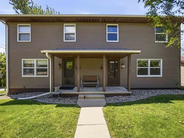 350 & 352 3rd Ave, Marion, IA 52302