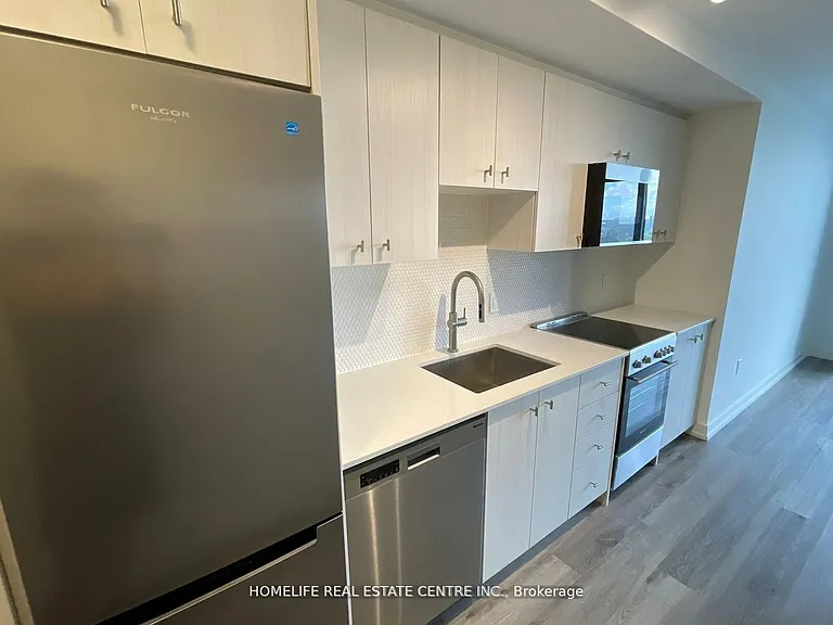 5 Wellington St S #605 — Photo 10