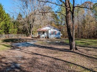 56 Everett Springs Rd NE, Calhoun, GA 30701