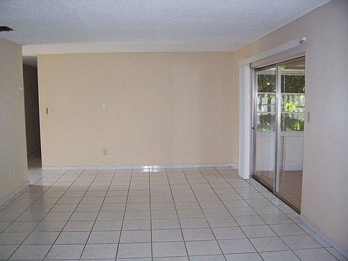 2nd image of 217 Waverly Dr