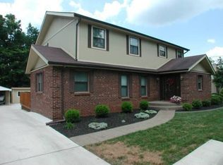 208 Sylvan Dr, Bardstown, KY 40004
