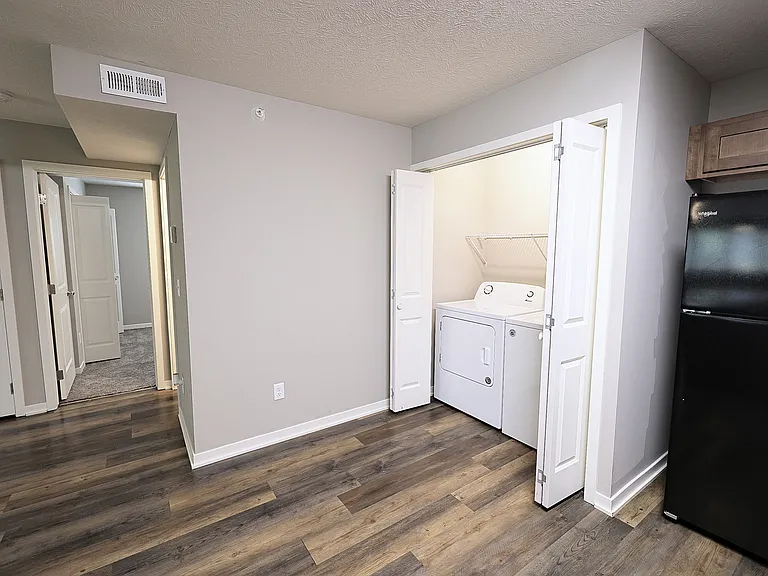 2910 N St #2 — Photo 7