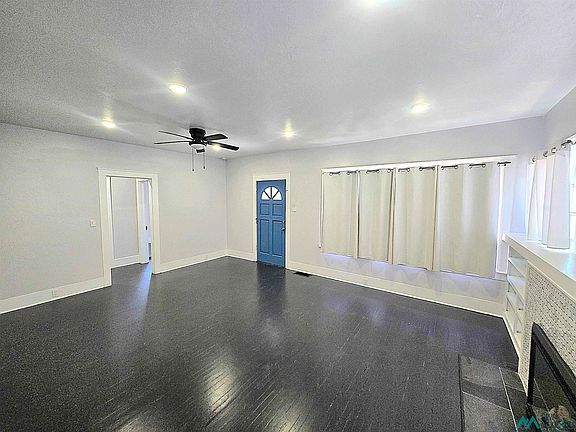 5th image of 301 E Green Ave