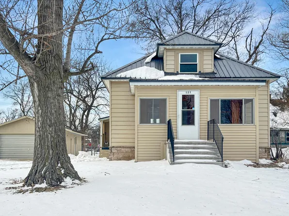 127 2nd St NW, Winnebago, MN 56098