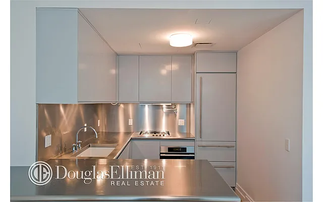 Rented by Douglas Elliman | media 10