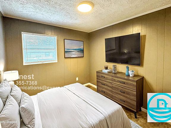 3rd image of 2572 Alcott Rd APT A