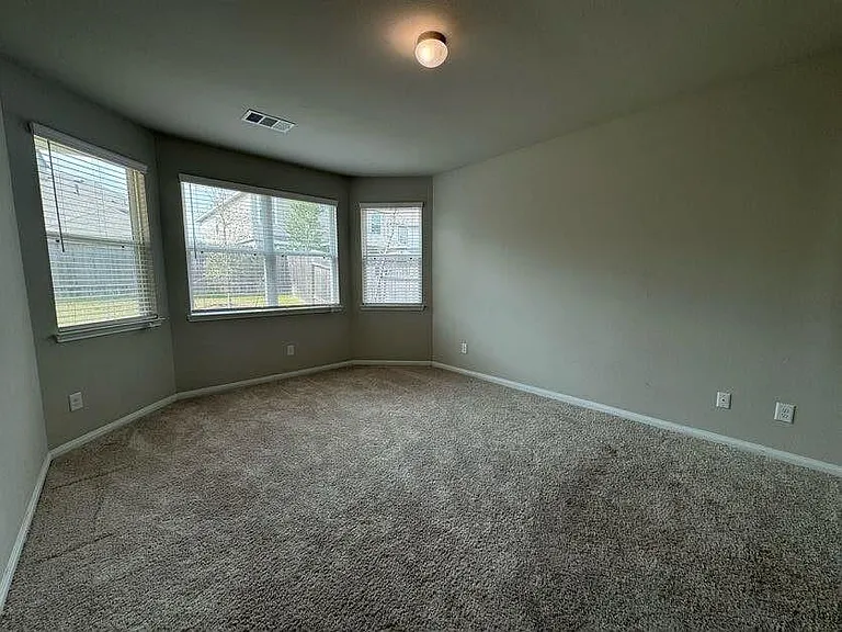 2218 Angie Kaye Dr — Photo 11