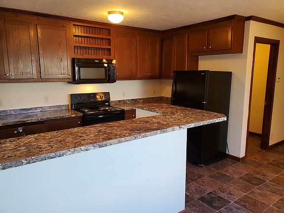 3rd image of 10800 Valette Cir W #274