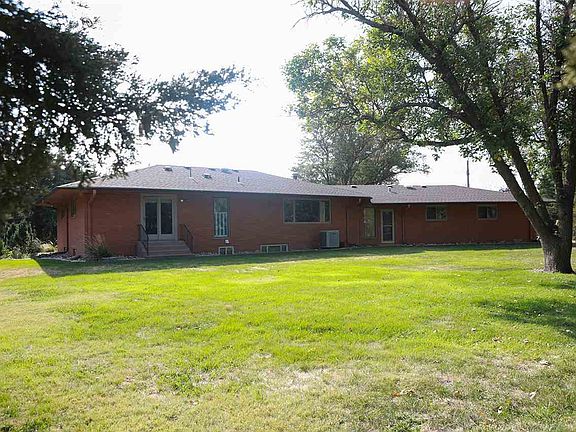 3rd image of 1310 N Highway 83